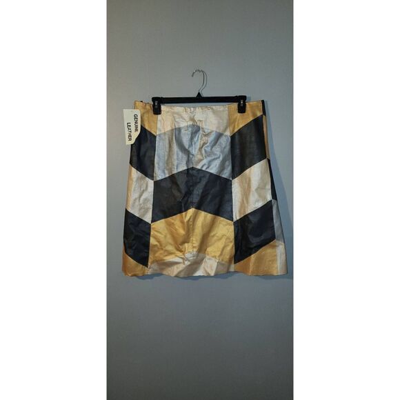 Metrostyle Leather Skirt   - Picture 1 of 5